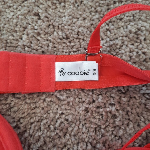 NWT Coobie 34 B Bra.. Padded Underwire, removable straps. - Picture 4 of 5
